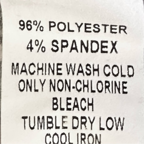 🌺 Papermoon Cami Tank Top Size 2X NWT Blue Dark Floral Print Stretchy Summer - Picture 9 of 10